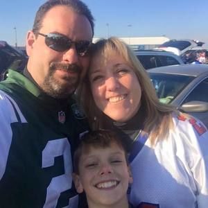 Meet your Posher, Justin